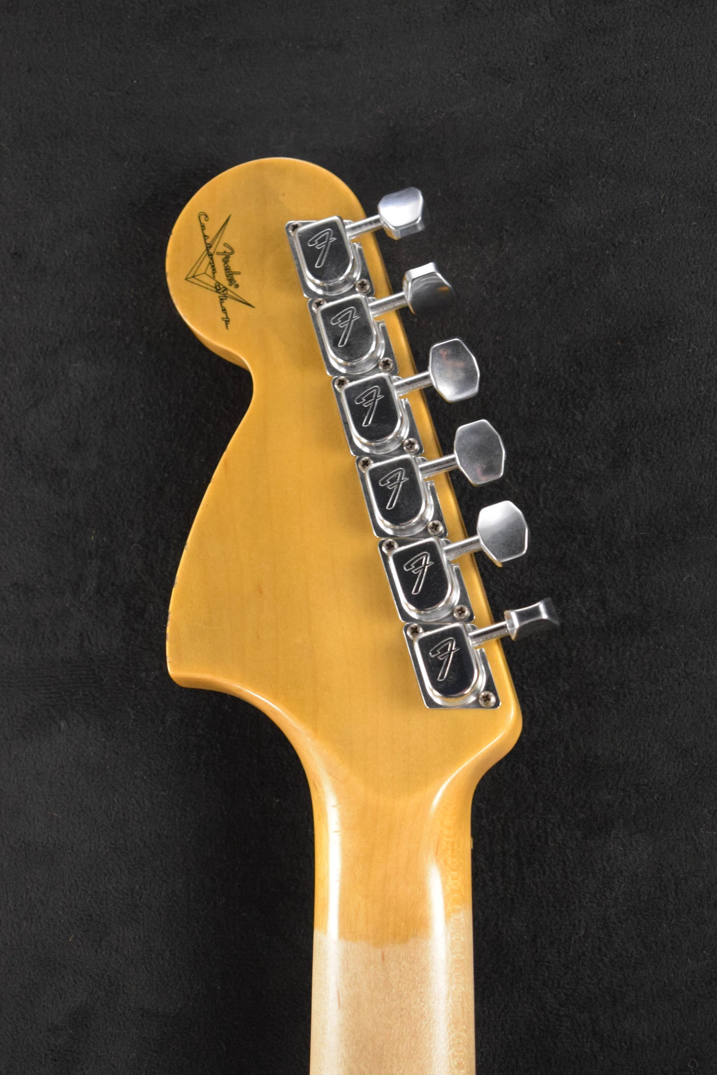 Fender 1969 Stratocaster Journeyman Relic Faded Vintage Blonde Rosewood Fingerboard