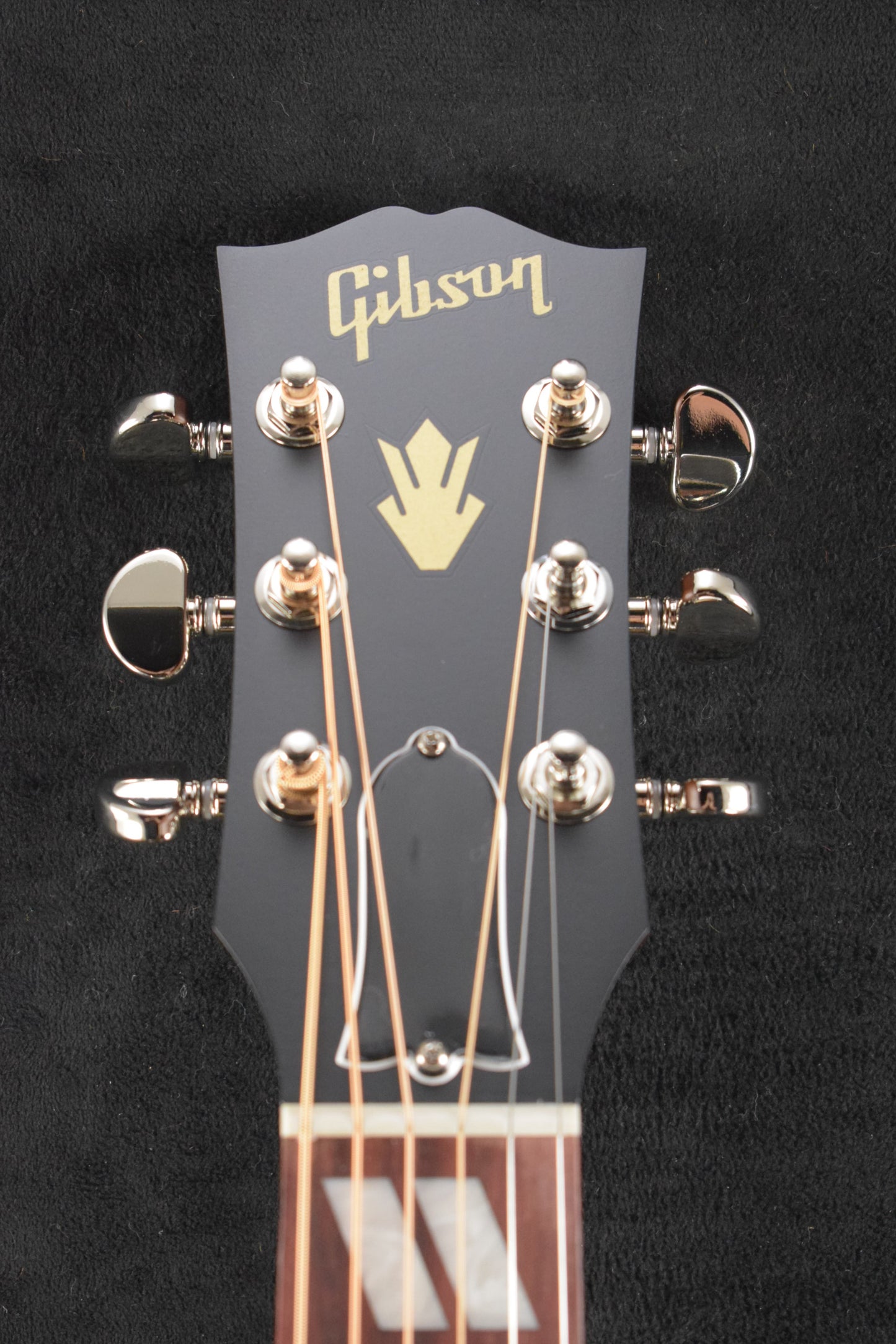 Gibson Hummingbird Special Satin Honey Burst w/ Premium Soft Shell Case