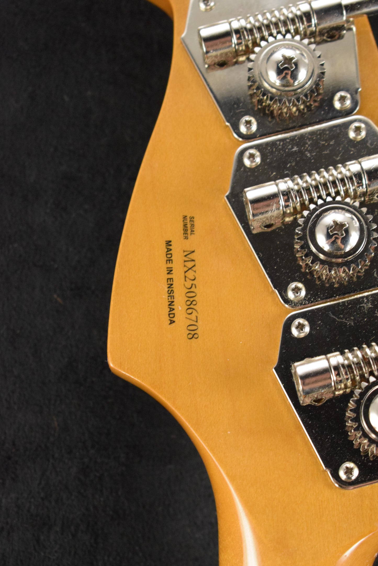 Fender Vintera® II '60s Jazz Bass Rosewood Fingerboard Lake Placid Blue