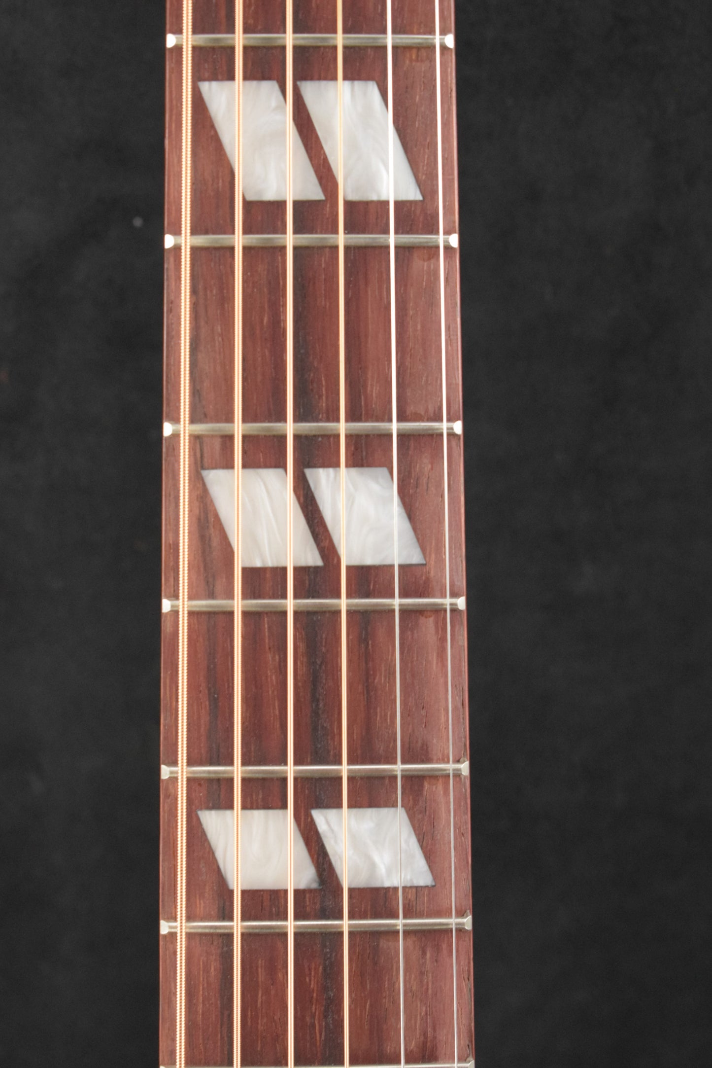 Gibson Hummingbird Special Satin Honey Burst w/ Premium Soft Shell Case