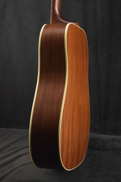 Gibson Hummingbird Special Satin Honey Burst w/ Premium Soft Shell Case