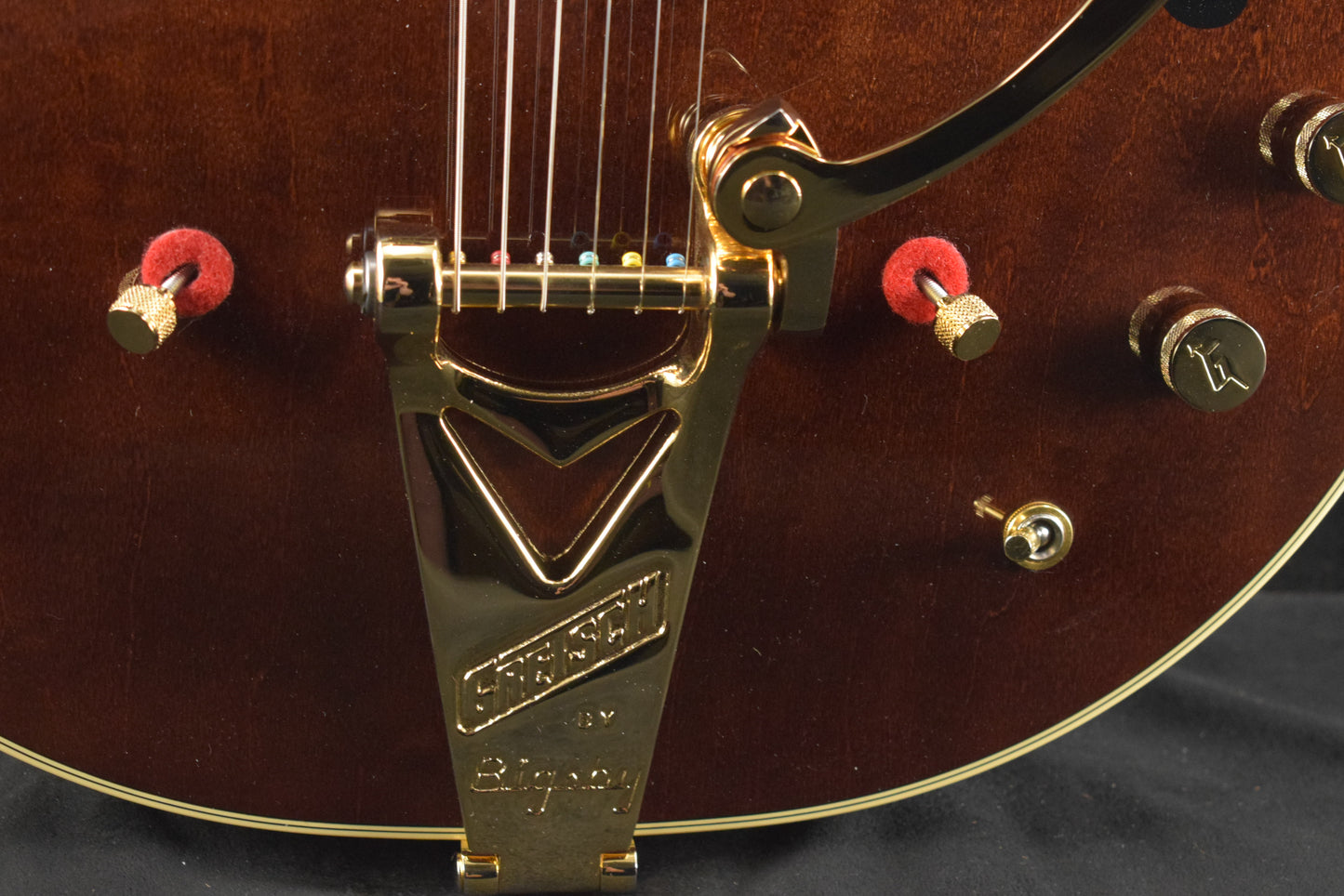 Gretsch G6122T-62 Vintage Select Edition '62 Chet Atkins Country Gentleman Walnut Stain