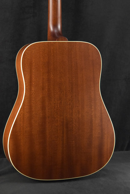 Gibson Hummingbird Special Satin Honey Burst w/ Premium Soft Shell Case