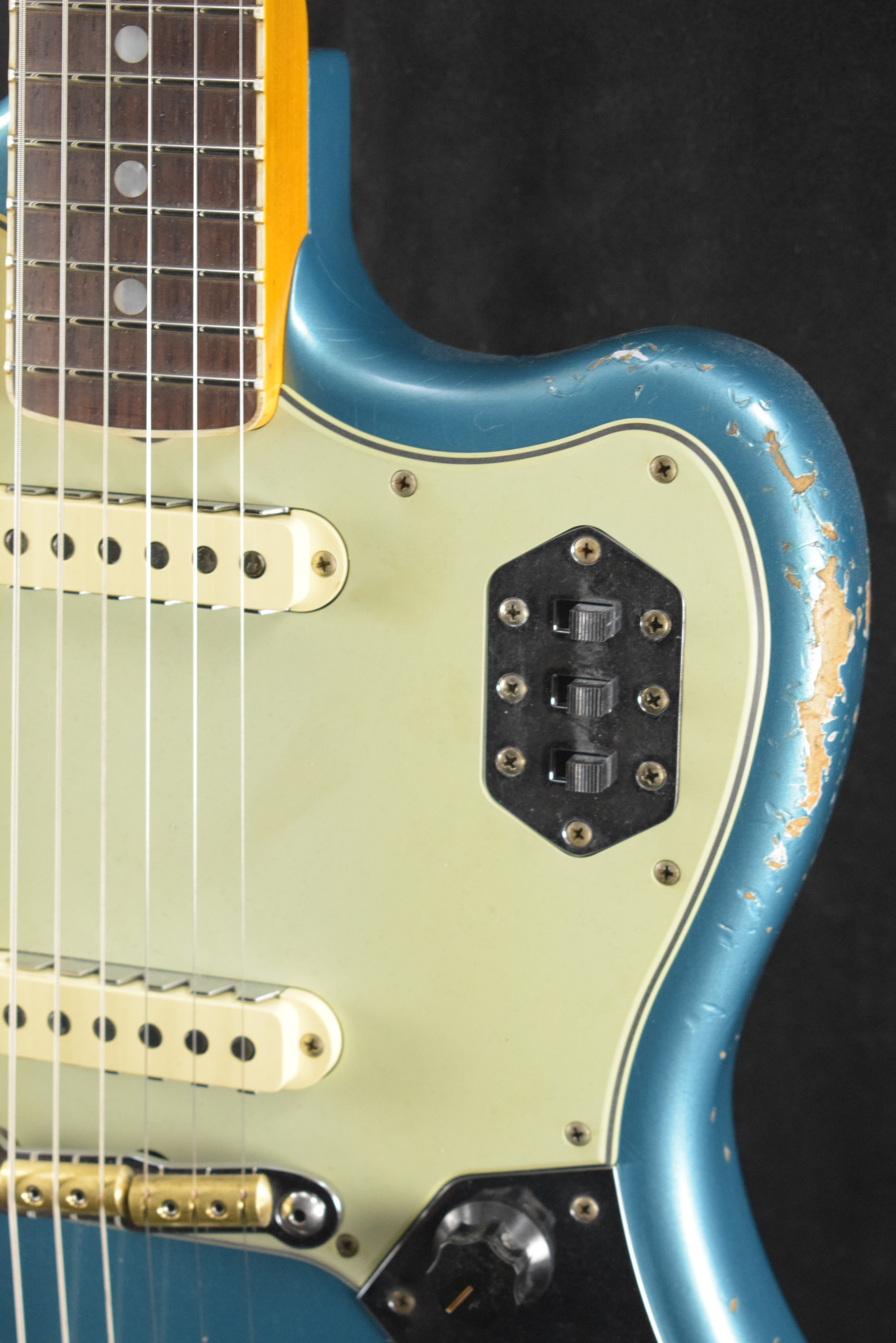Fender Custom Shop 1965 Jaguar Heavy Relic Faded Ocean Turquoise