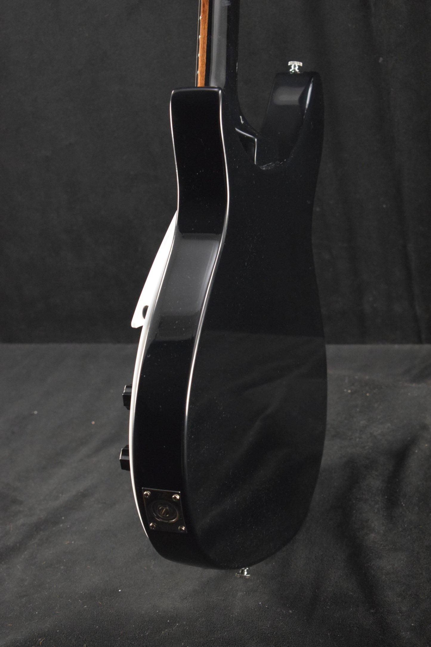 Rickenbacker 325C64 Jetglo