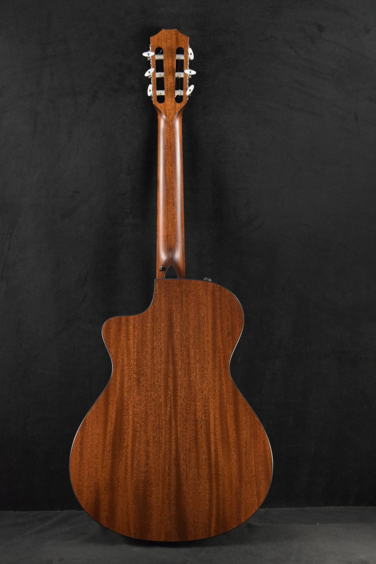 Taylor 312ce-N Nylon-String 12-Fret Natural