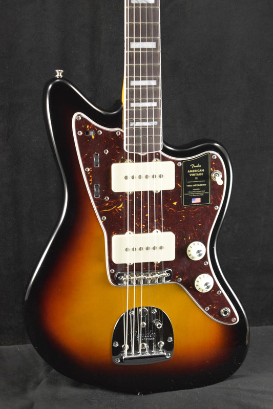 Fender American Vintage II 1966 Jazzmaster Rosewood Fingerboard 3-Color Sunburst