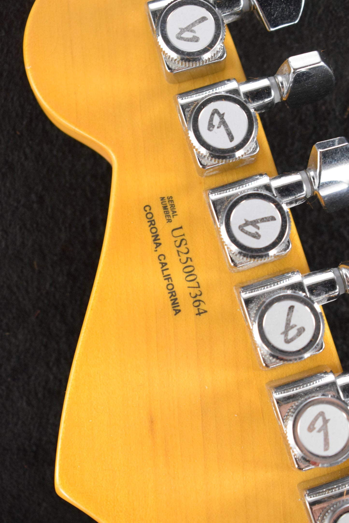 Fender American Ultra Luxe Vintage '60s Stratocaster HSS Rosewood Fingerboard Fiesta Red