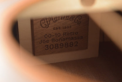 Martin 00-10E Retro Joe Bonamassa Worn Sunburst Top