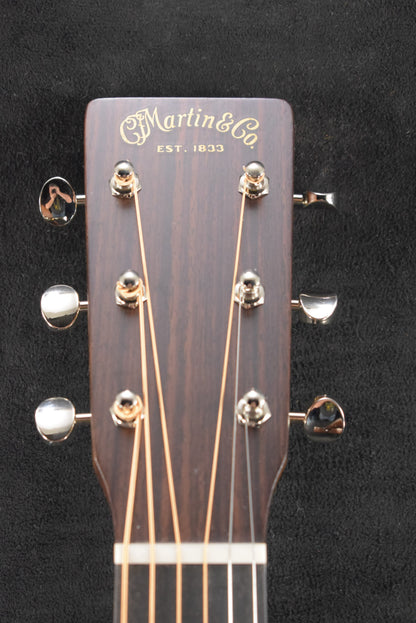 Martin 00-10E Retro Joe Bonamassa Worn Sunburst Top