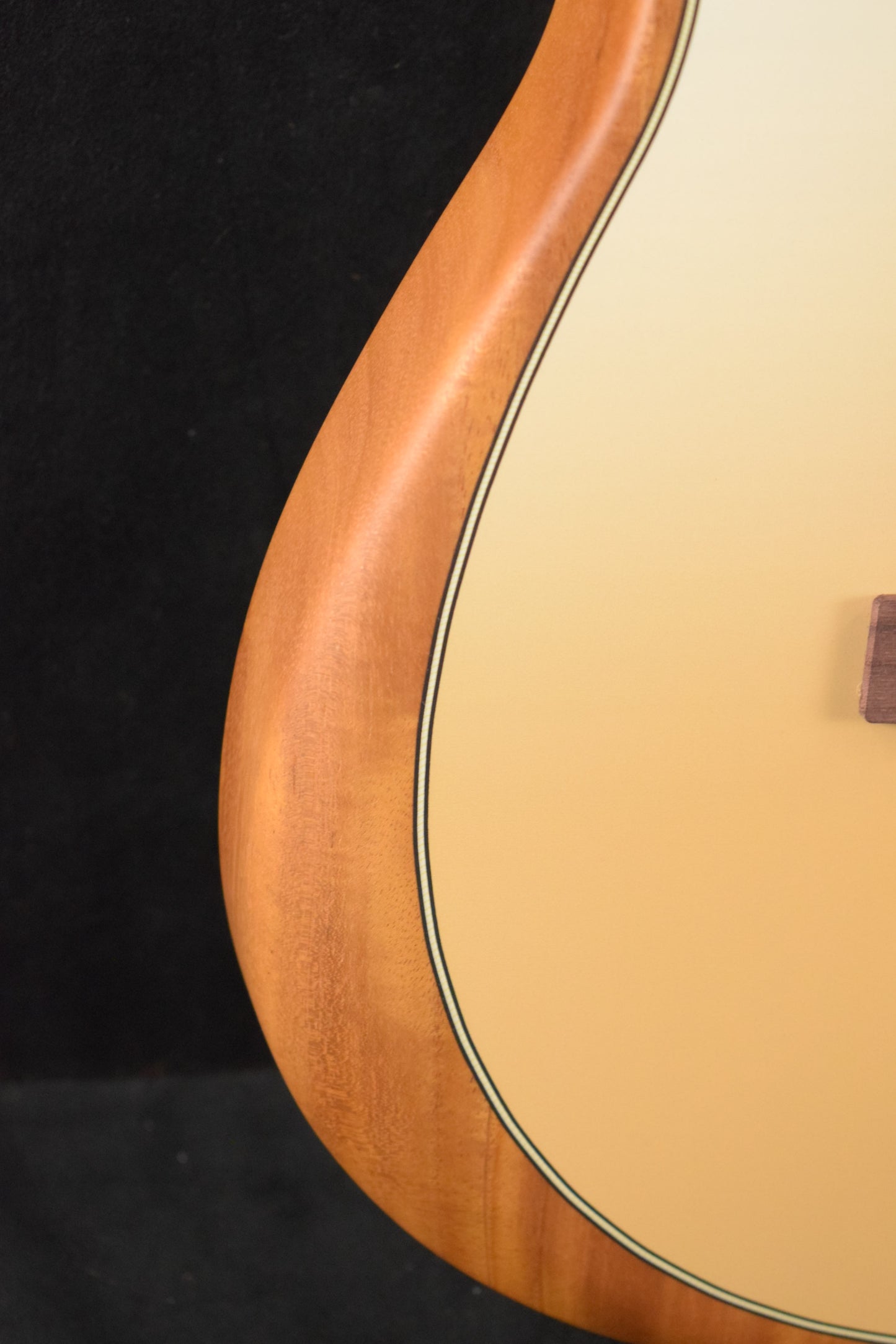 Fender FINNEAS Signature Acoustasonic Player Telecaster with Bag Cappuccino Fade