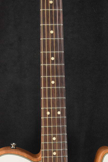 Fender FINNEAS Signature Acoustasonic Player Telecaster with Bag Cappuccino Fade