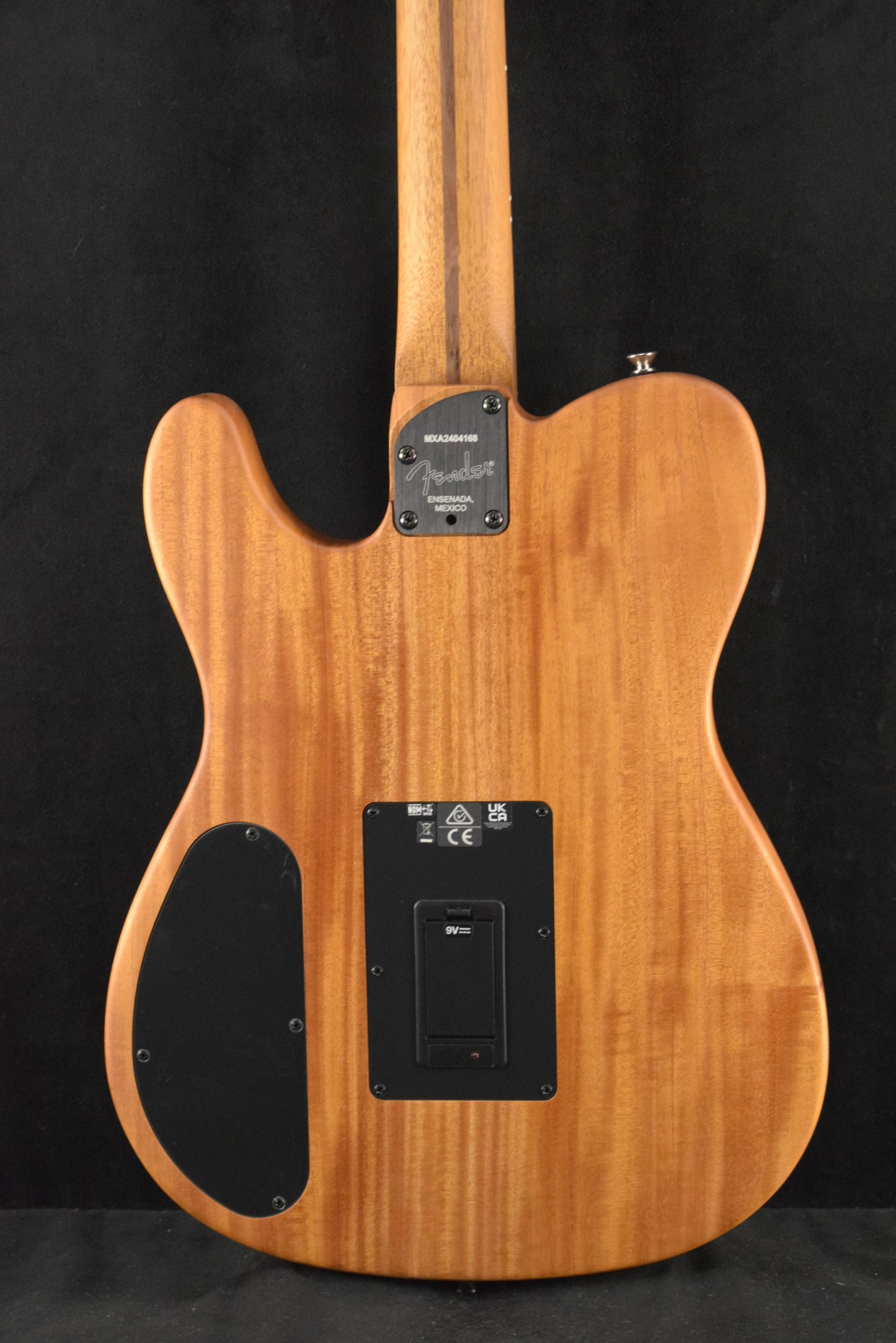 Fender FINNEAS Signature Acoustasonic Player Telecaster with Bag Cappuccino Fade
