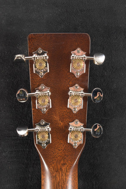 Martin 00-10E Retro Joe Bonamassa Worn Sunburst Top