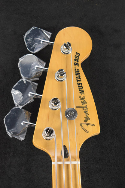 Fender Player II Mustang Bass PJ 3-Color Sunburst Maple Fingerboard