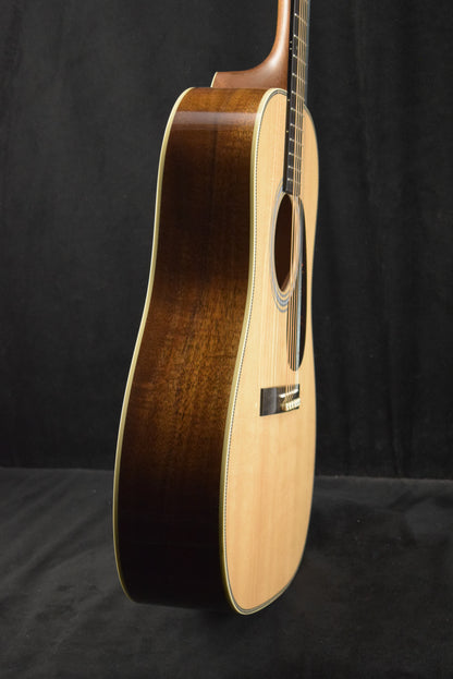 Martin O'ahu® HG-28 Koa Hawaiian Guitar