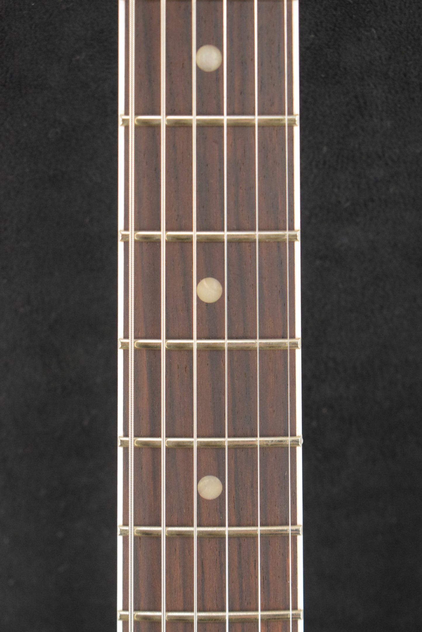 Fender Kurt Cobain Jaguar Rosewood Fingerboard 3-Color Sunburst