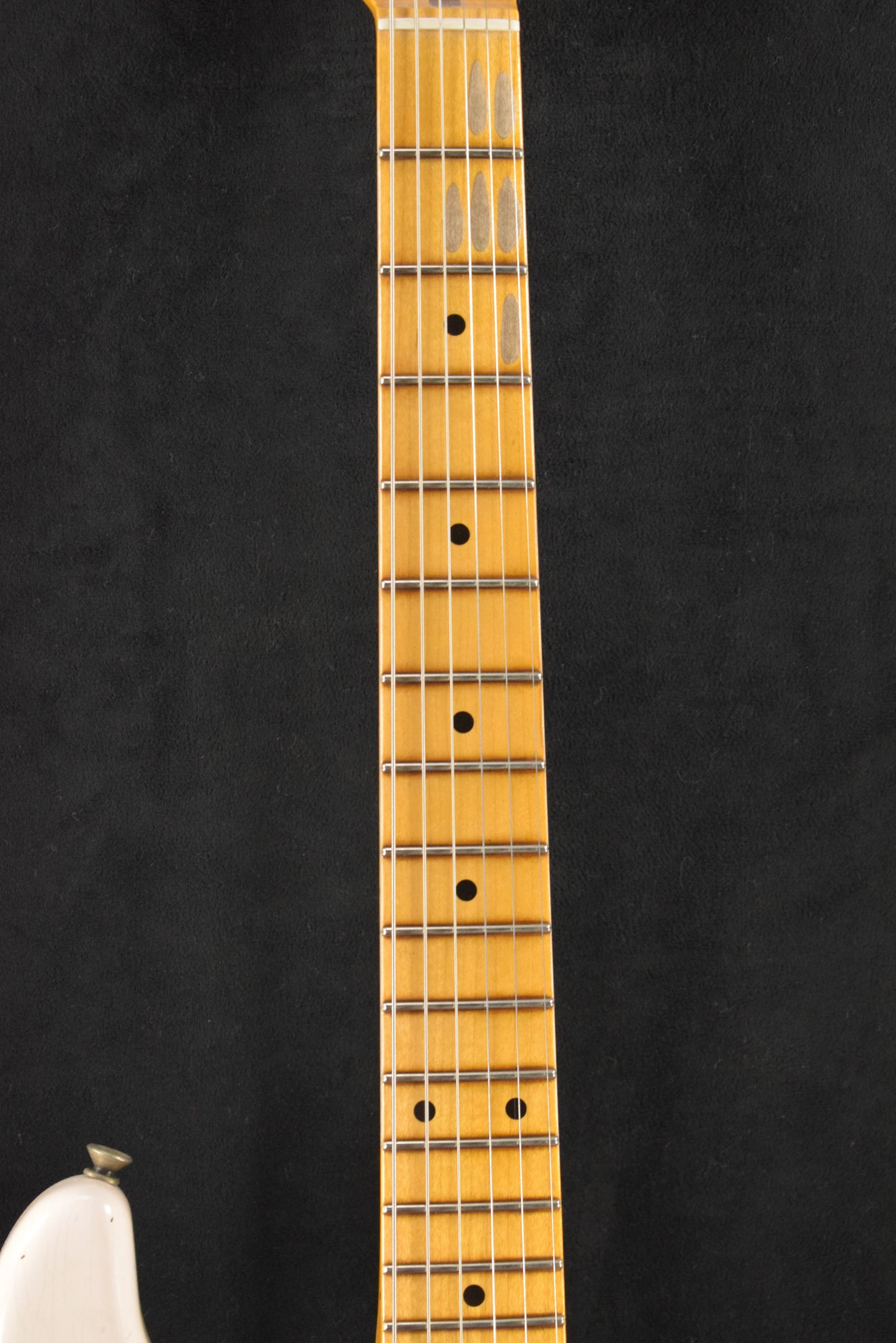 Fender '56 Strat Journeyman Relic Super Faded Aged Shell Pink w/"Bone-Tone" Pickups