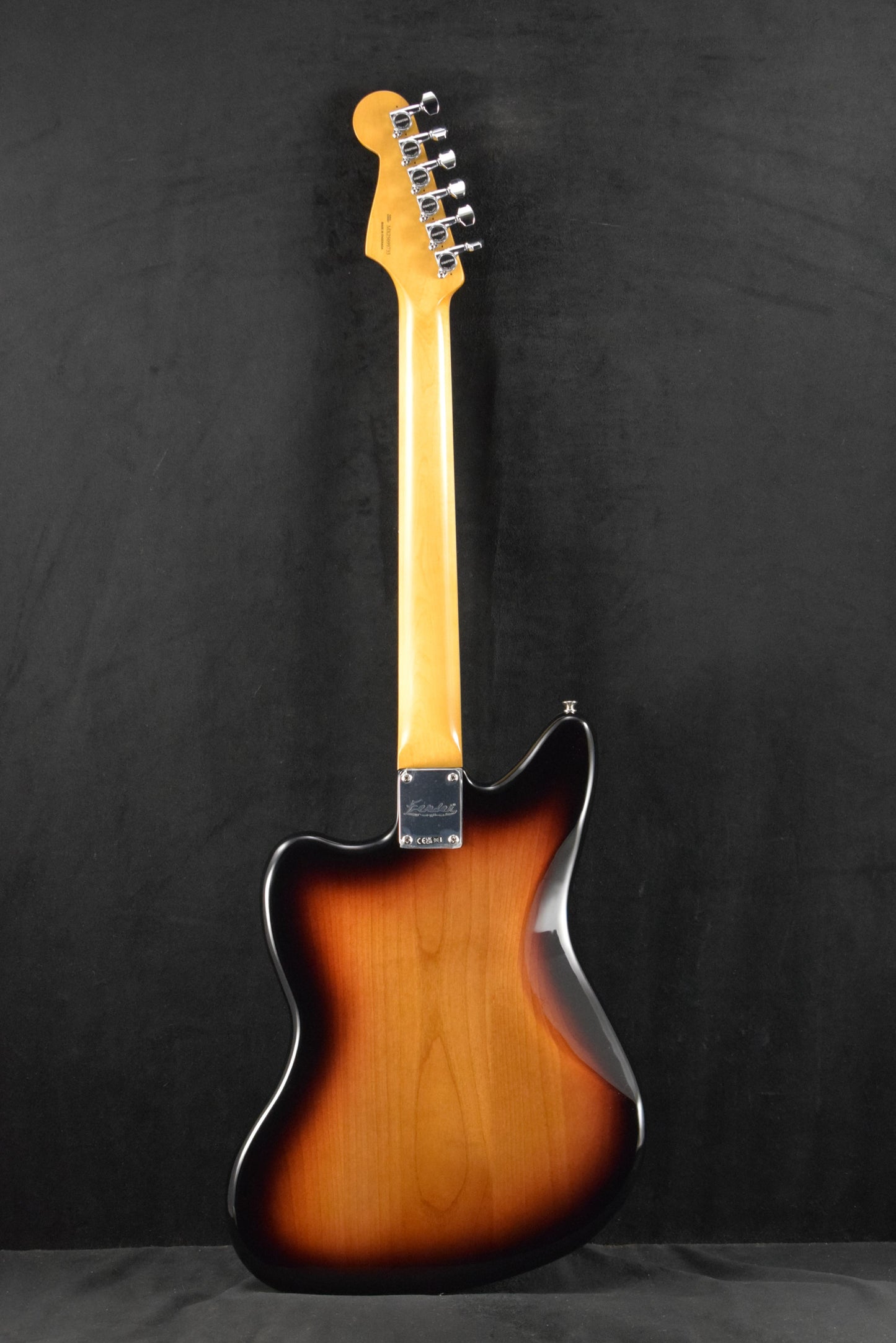 Fender Kurt Cobain Jaguar Rosewood Fingerboard 3-Color Sunburst