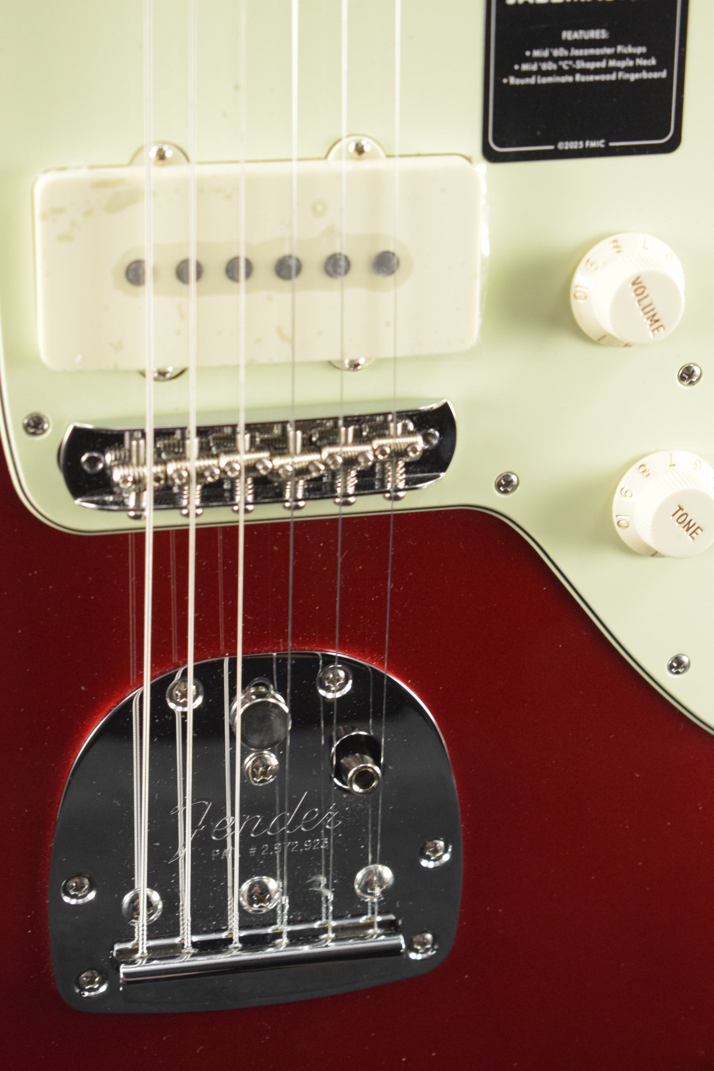 Fender Vintera III Mid '60s Jazzmaster Candy Apple Red Rosewood Fingerboard