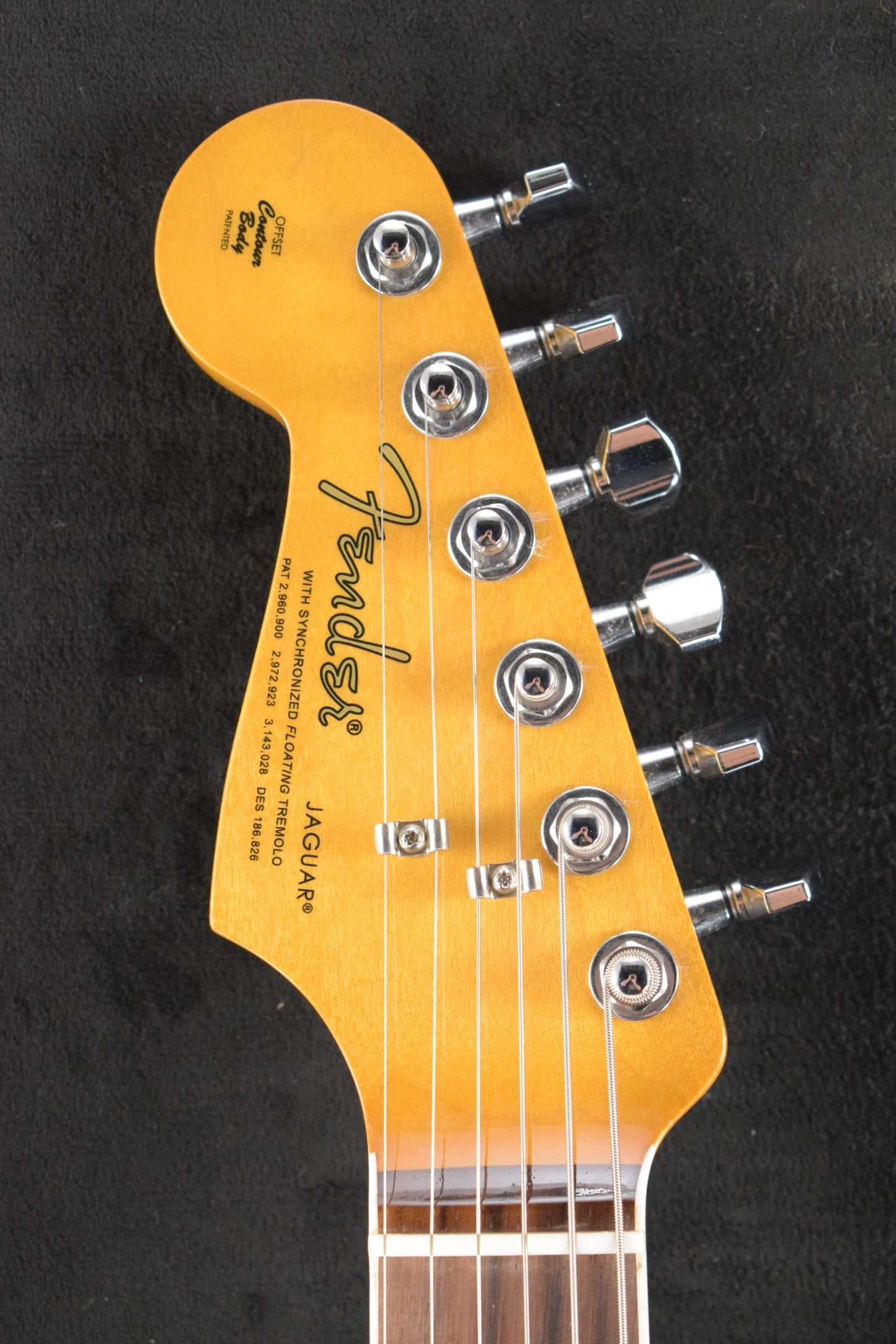 Fender Kurt Cobain Jaguar Left-Handed Rosewood Fingerboard 3-Color Sunburst