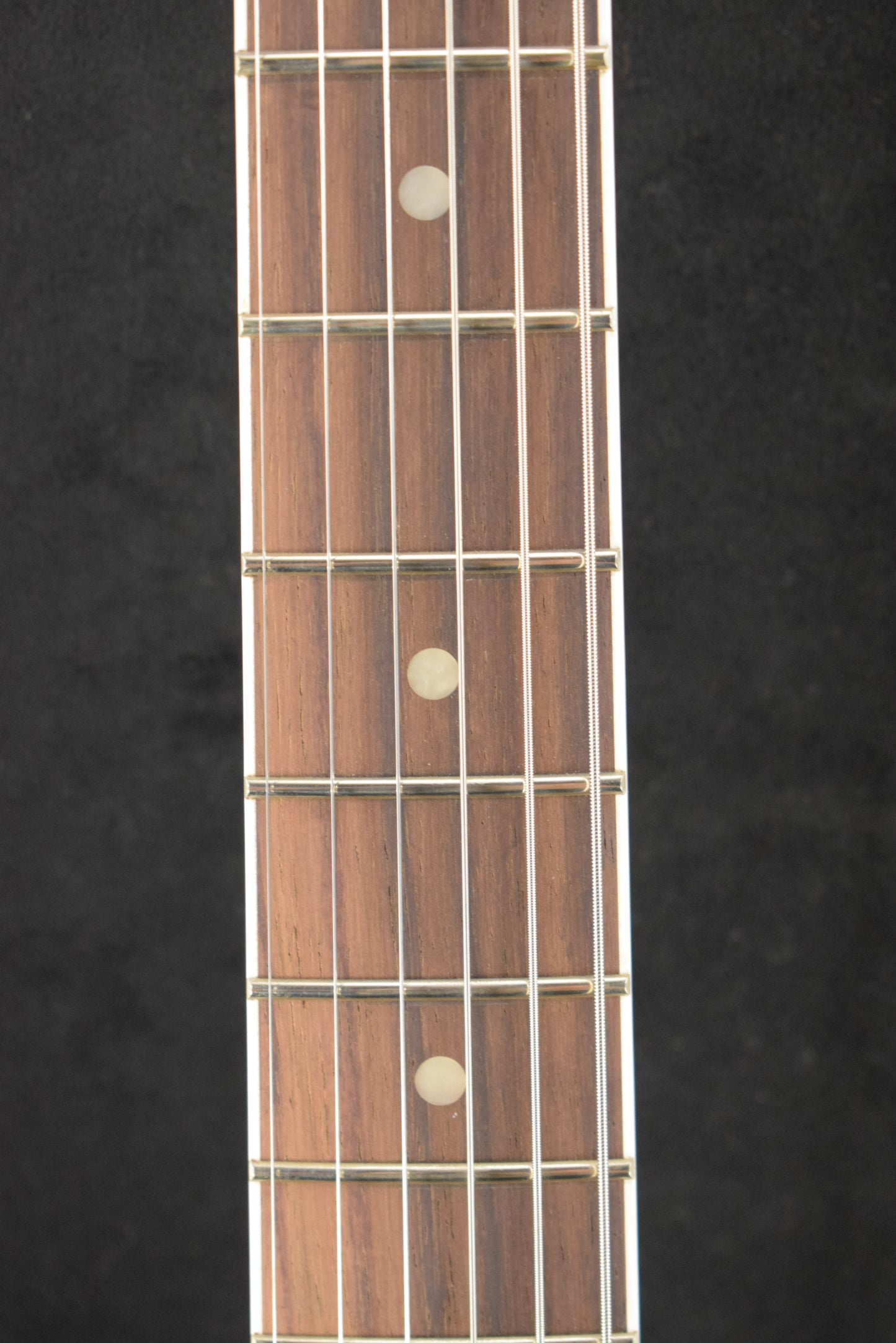 Fender Kurt Cobain Jaguar Left-Handed Rosewood Fingerboard 3-Color Sunburst