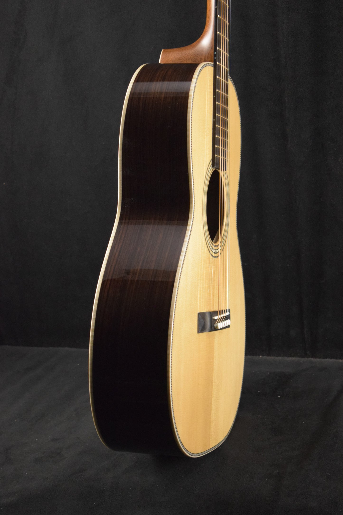 Martin 0012-28 Modern Deluxe 12-Fret