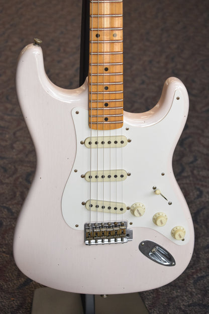 Fender '56 Strat Journeyman Relic Super Faded Aged Shell Pink w/"Bone-Tone" Pickups