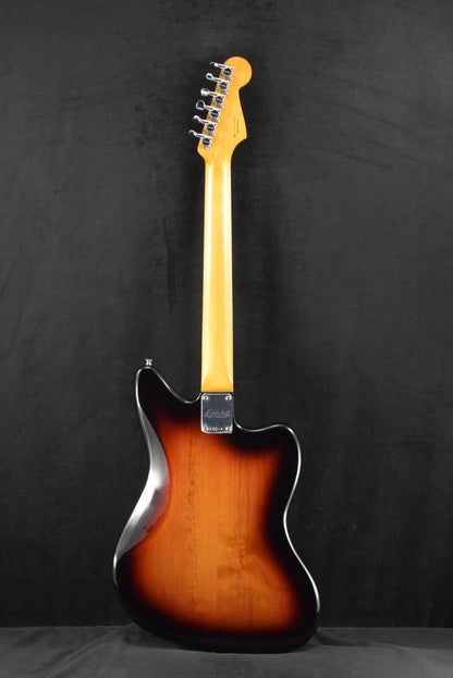 Fender Kurt Cobain Jaguar Left-Handed Rosewood Fingerboard 3-Color Sunburst