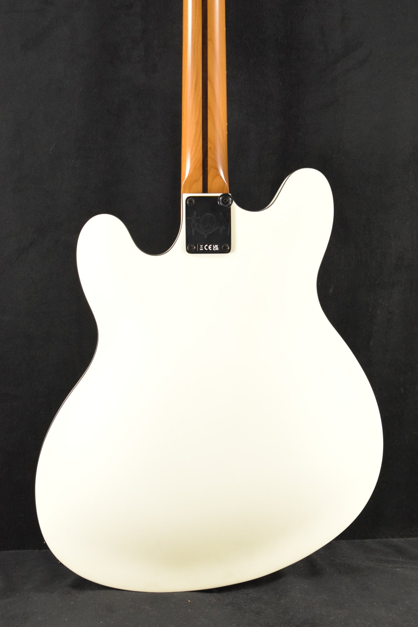 Fender Tom DeLonge Starcaster Satin Olympic White Rosewood Fingerboard
