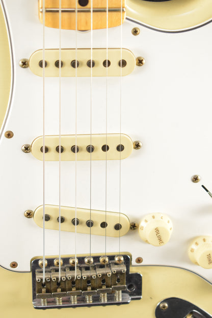 Fender Custom Shop Limited Edition '69 Stratocaster Journeyman Relic - Aged Vintage White