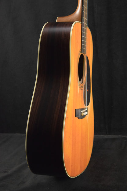 Martin D-28 StreetLegend