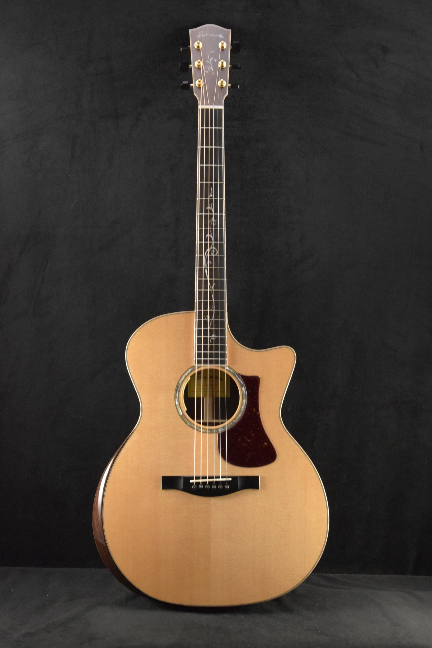 Eastman AC822CE Acoustic-Electric Grand Auditorium Natural Truetone Gloss