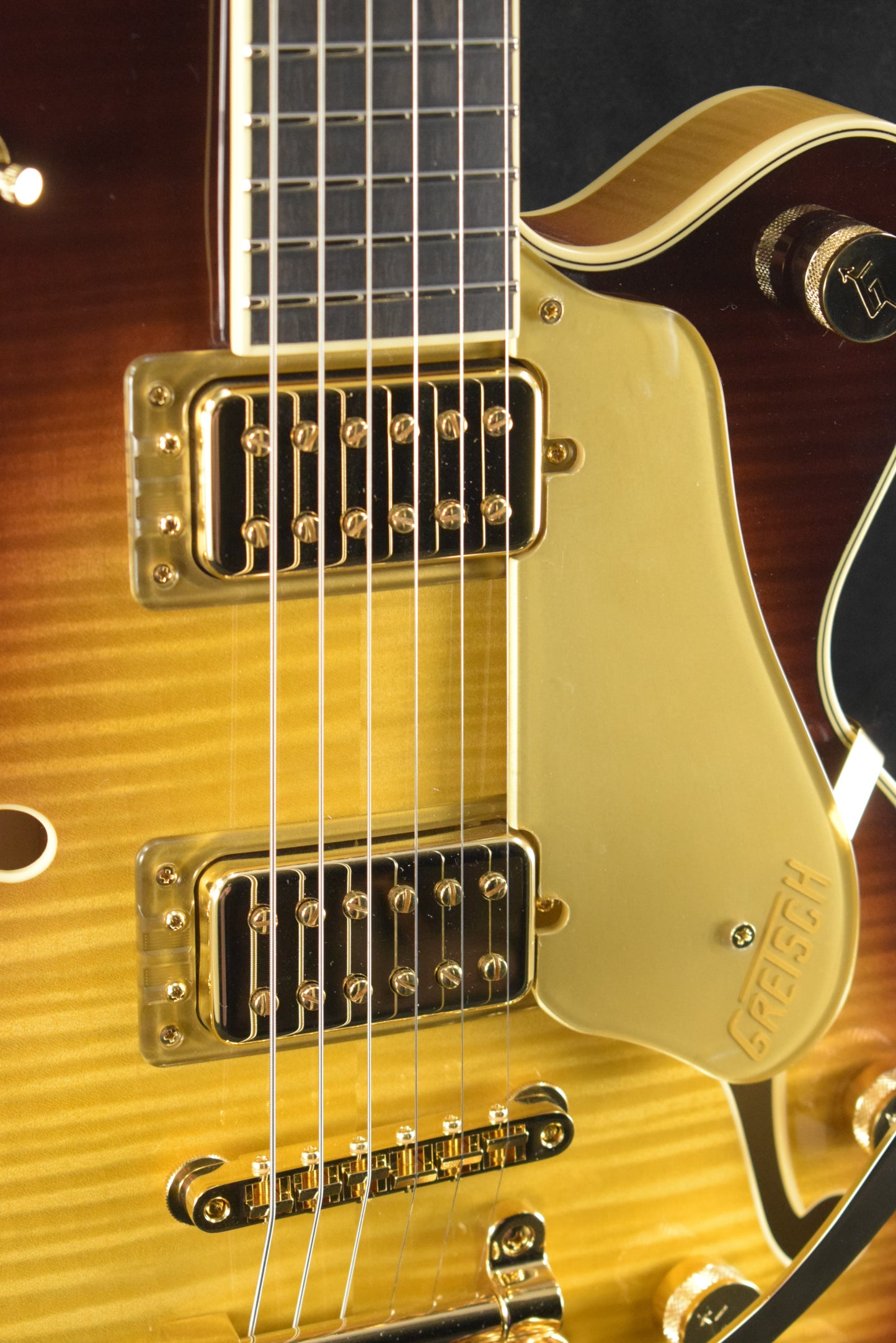 Gretsch Broadkaster Jr. LX Figured Center Block with String-Thru Bigsby Caramel Dawn