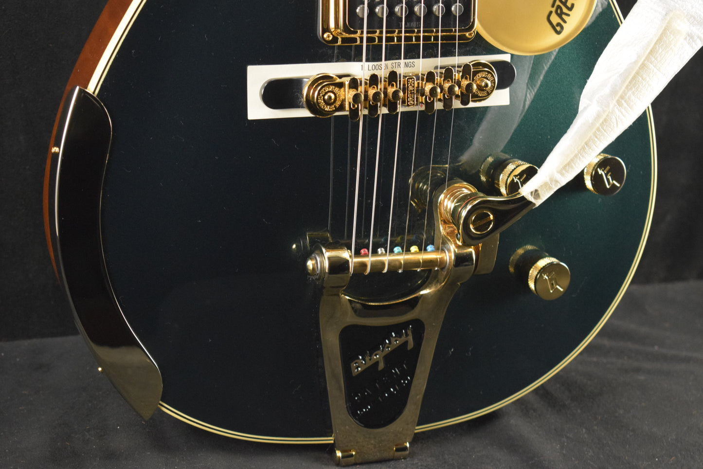 Gretsch G6128T-57 Vintage Select '57 Duo Jet with Bigsby Cadillac Green