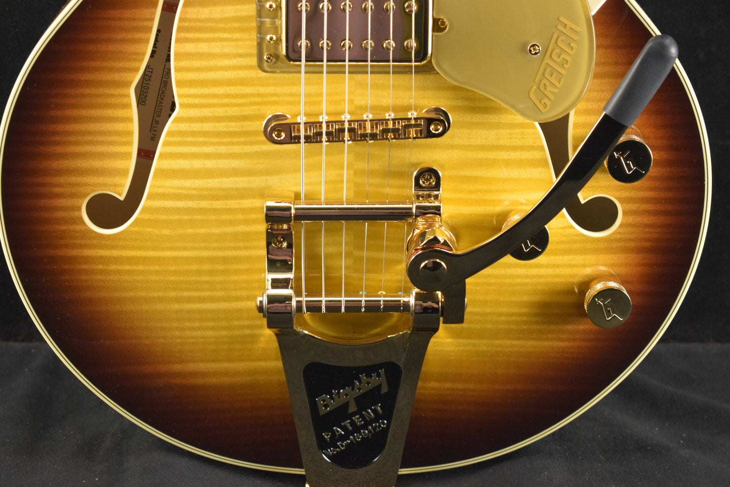 Gretsch Broadkaster Jr. LX Figured Center Block with String-Thru Bigsby Caramel Dawn
