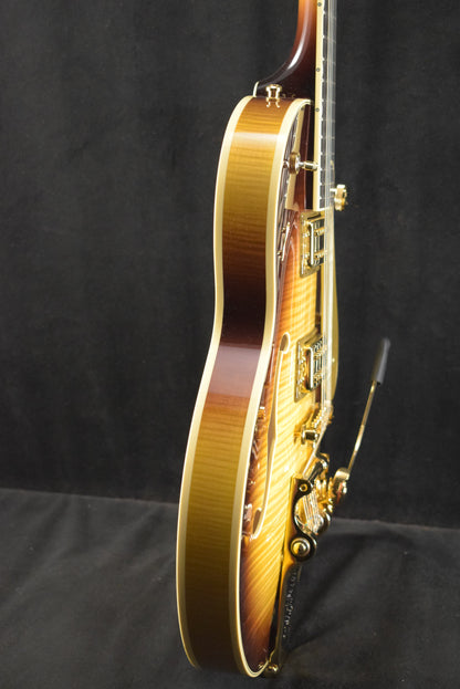 Gretsch Broadkaster Jr. LX Figured Center Block with String-Thru Bigsby Caramel Dawn
