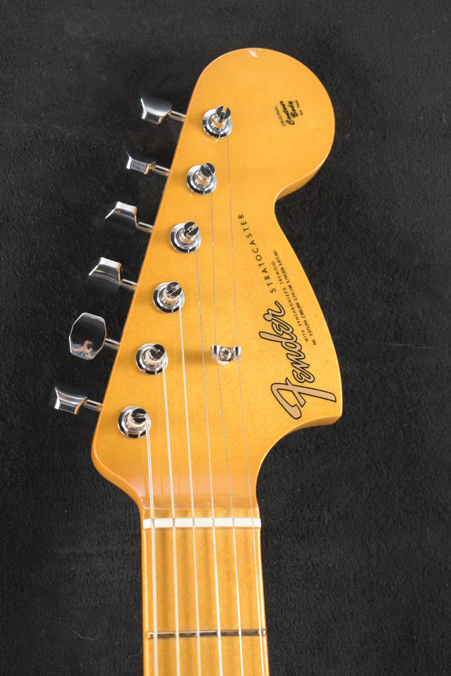 Fender Vintera III Late '60s Stratocaster Olympic White Maple Fingerboard