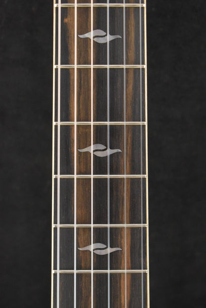 Taylor 812ce-N Nylon-String 12-Fret Natural