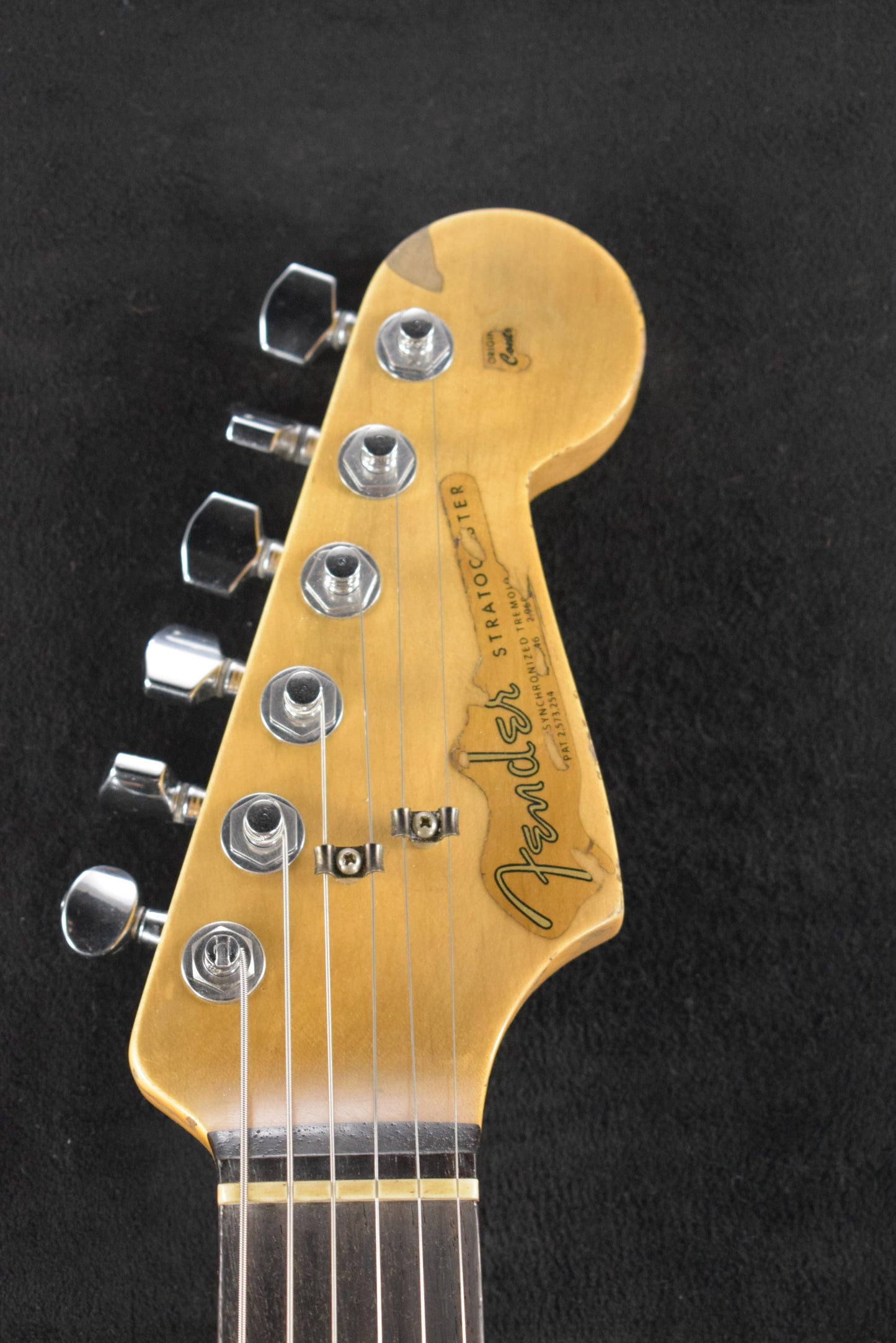 Fender Rory Gallagher Signature Stratocaster Relic 3-Color Sunburst Rosewood Fingerboard