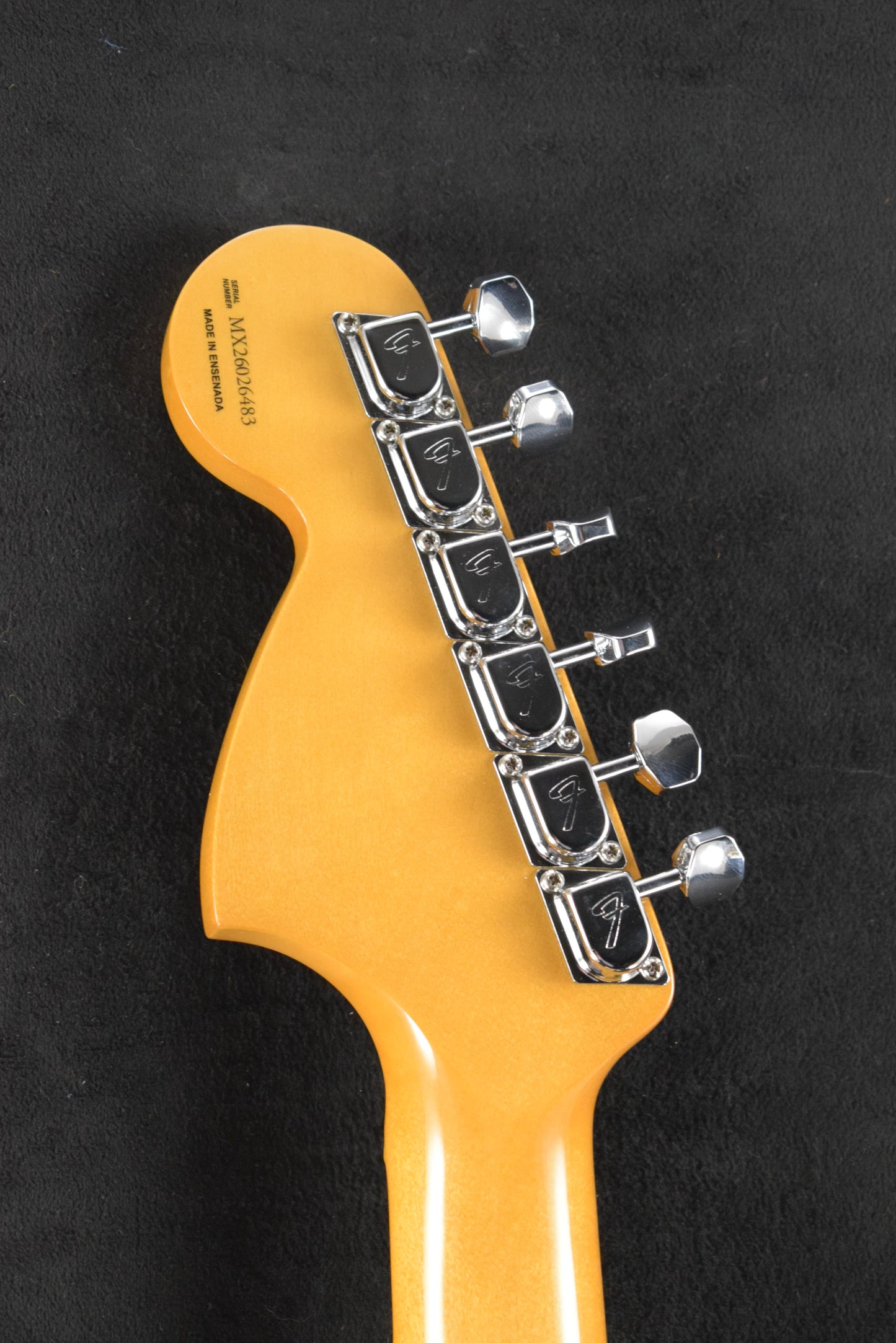 Fender Vintera III Late '60s Stratocaster Olympic White Maple Fingerboard