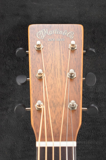 Martin 000-15M StreetMaster® Distressed Satin Finish