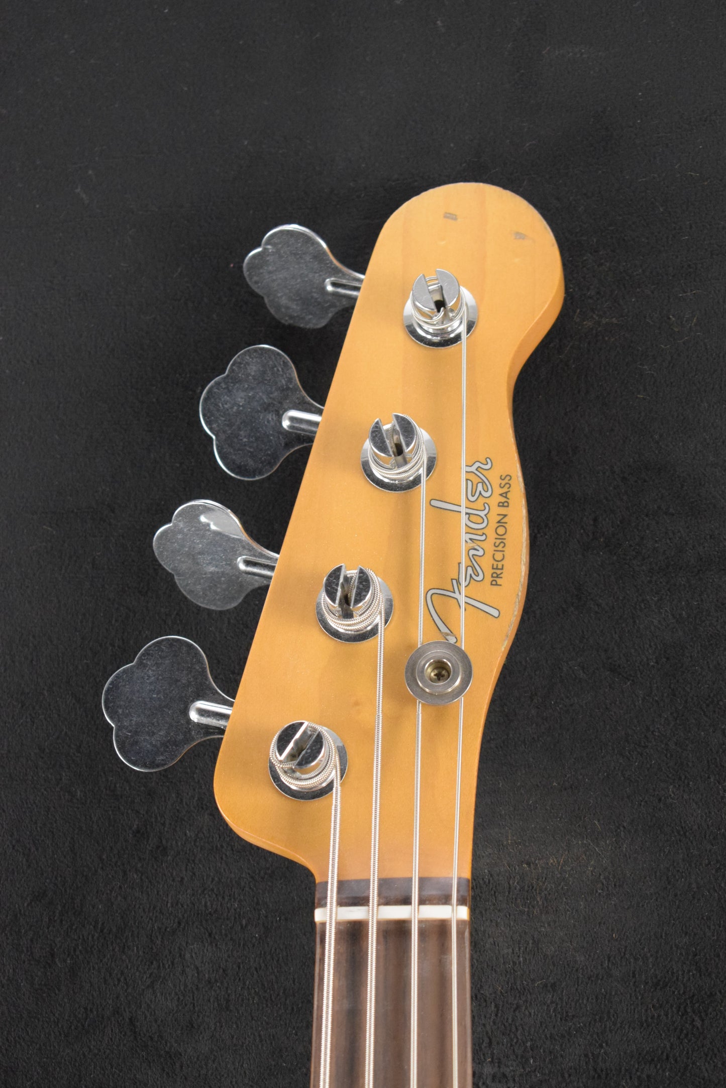Fender Mike Dirnt Road Worn Precision Bass White Blonde Rosewood Fingerboard