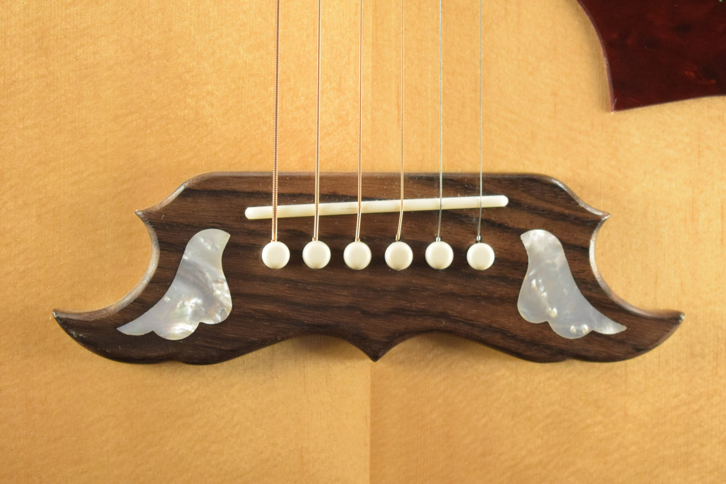 Gibson Dove Original Antique Natural