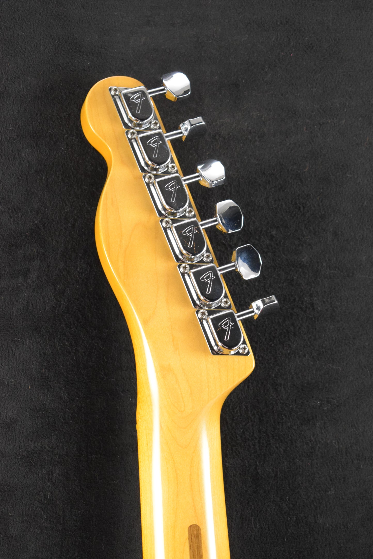 Fender American Vintage II 1972 Telecaster Thinline Candy Apple Red Maple Fingerboard