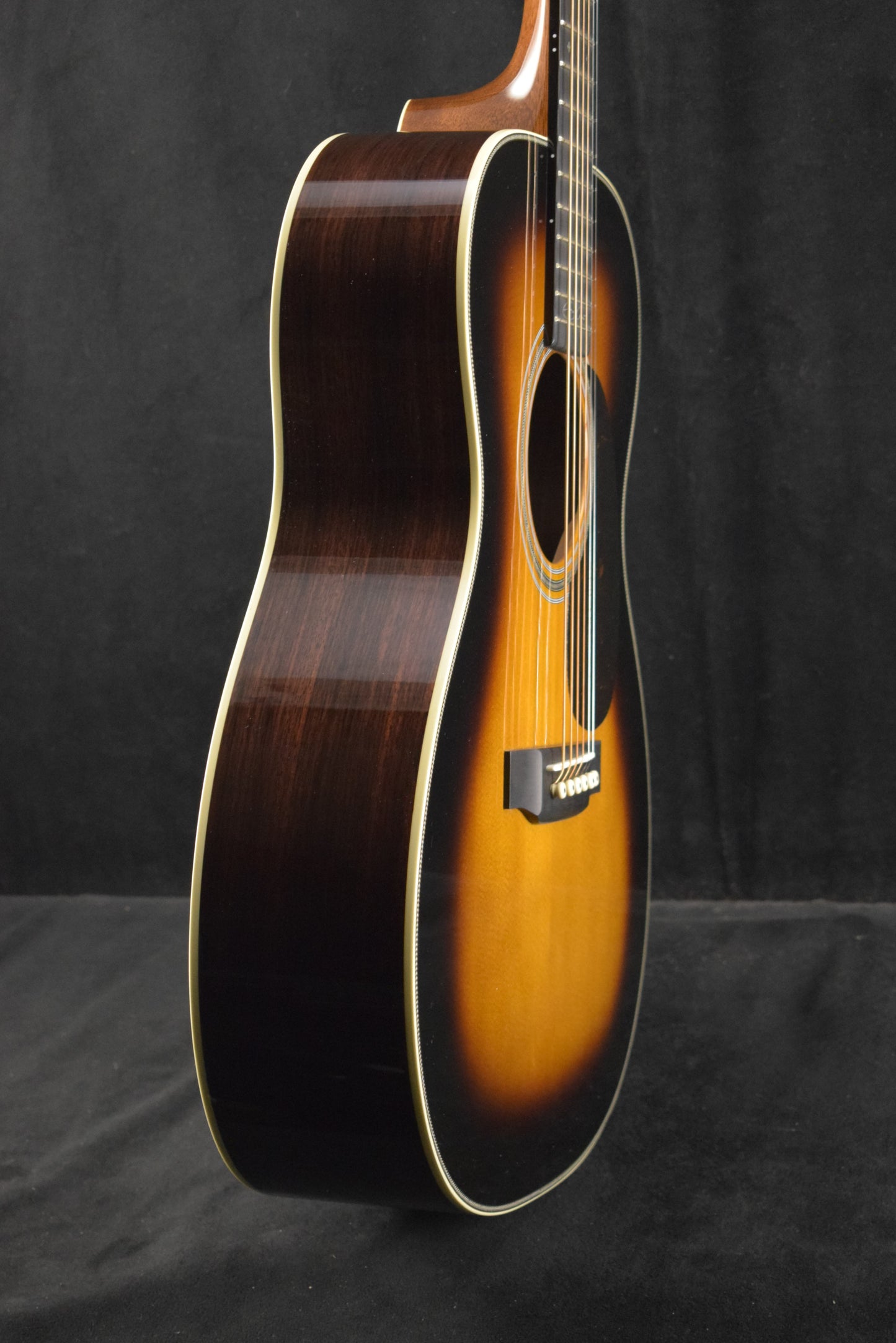 Martin 000-28EC Eric Clapton Signature Model 1935 Sunburst