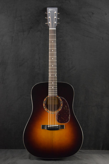 Eastman E2D-DLX-SB Solid Cedar/Sapele Dreadnought Sunburst Truetone Gloss
