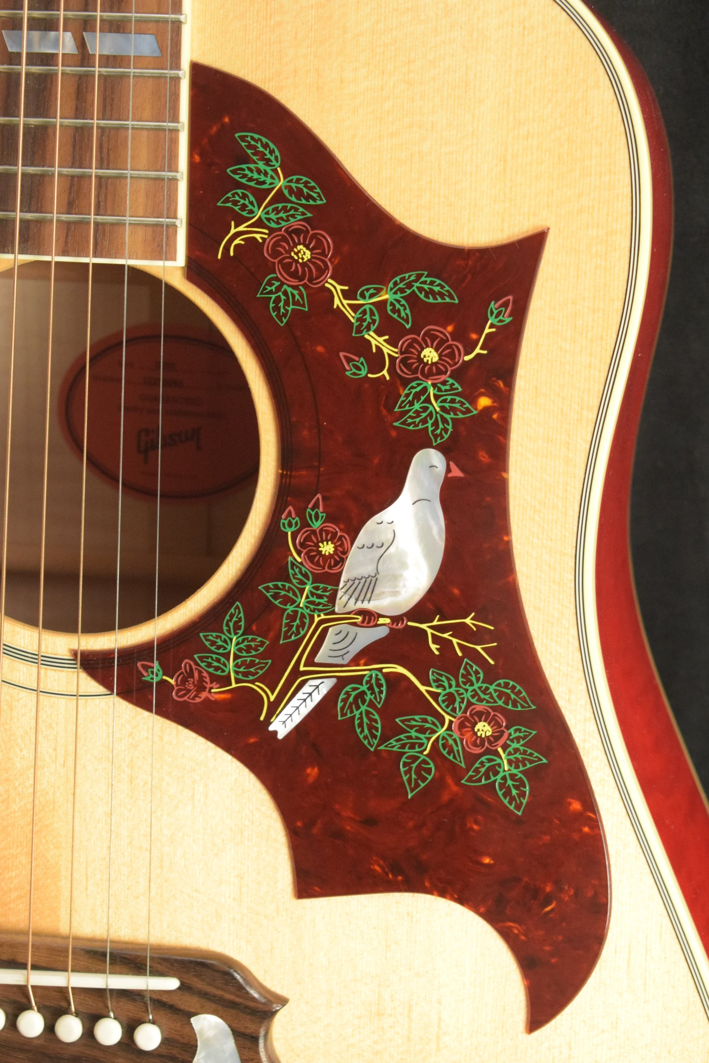 Gibson Dove Original Antique Natural