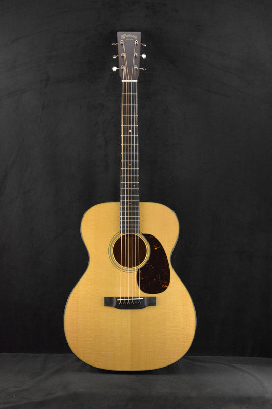 Martin 000-18 Natural