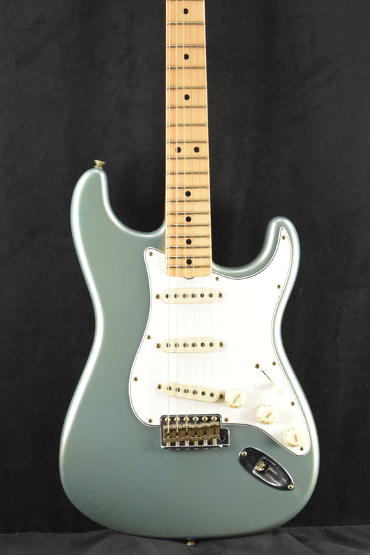 Fender Limited Edition '69 Stratocaster Journeyman Relic - Aged Firemist Silver
